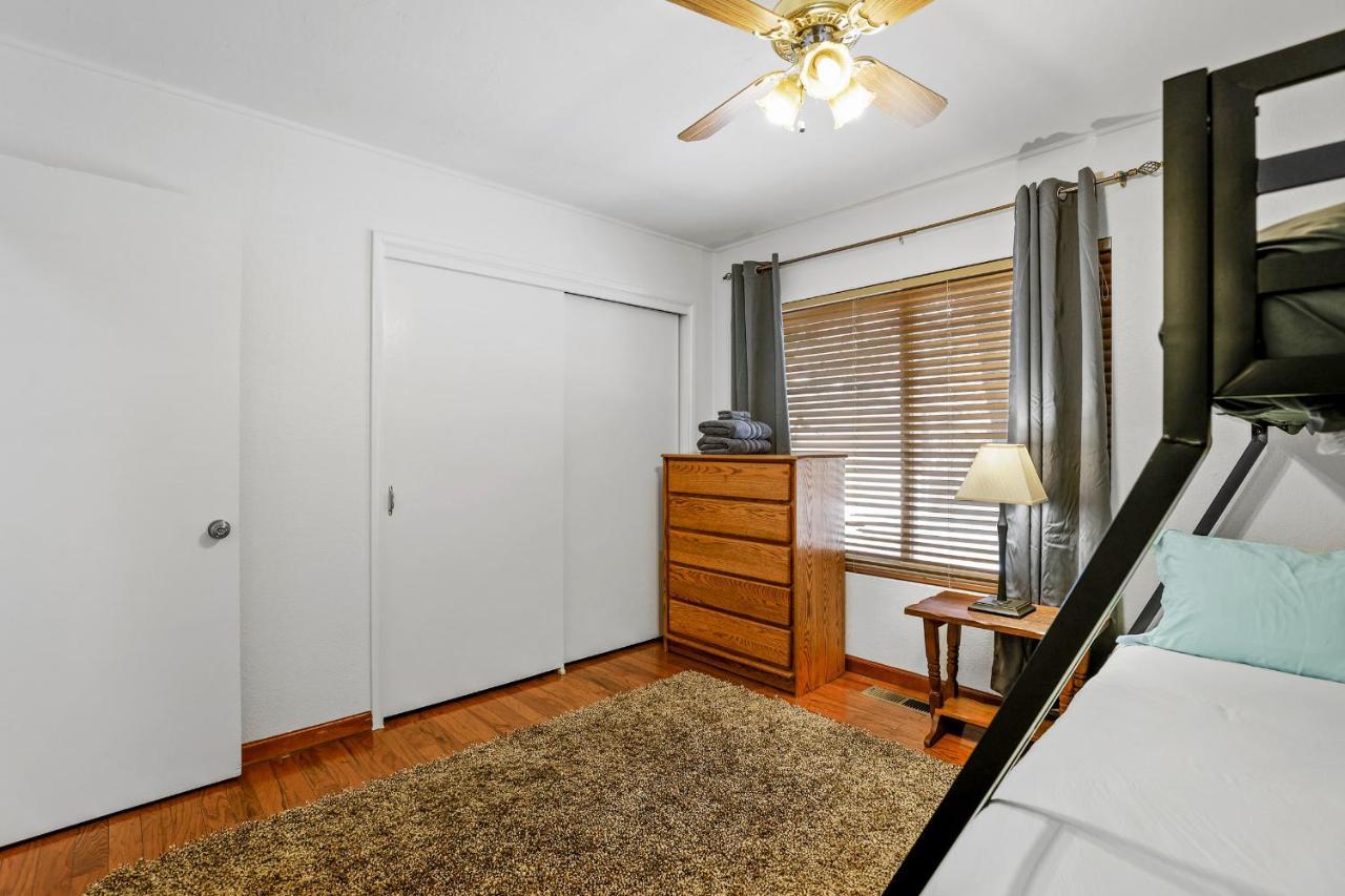 Captivating Continental Country Club Retreat With 4 Bdr And Spacious Deck! Flagstaff Exteriör bild